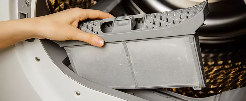 Signs Of A Clogged Dryer Lint Trap in Glens Falls, New York